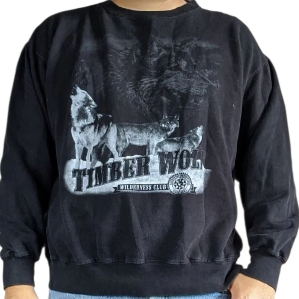 American Outdoors Nature Timber Wolf Graphic Sweatshirt